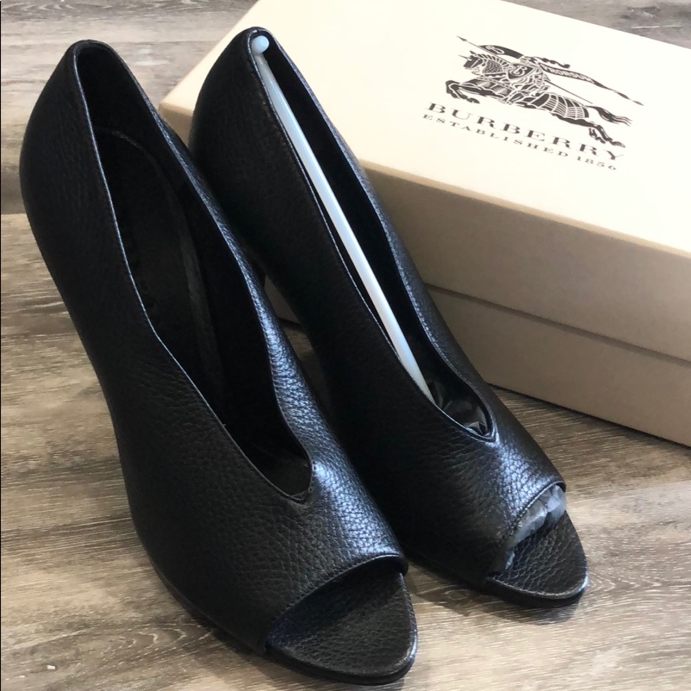 Burberry Black open toe heels size 9.5